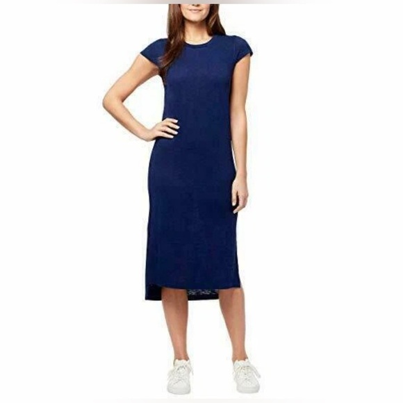 Jessica Simpson Dresses & Skirts - Jessica Simpson simple casual chic  short sleeve crewneck sneaker dress NWT S